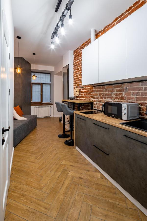 Romari Таманська 12 Apartment Lviv Exterior photo
