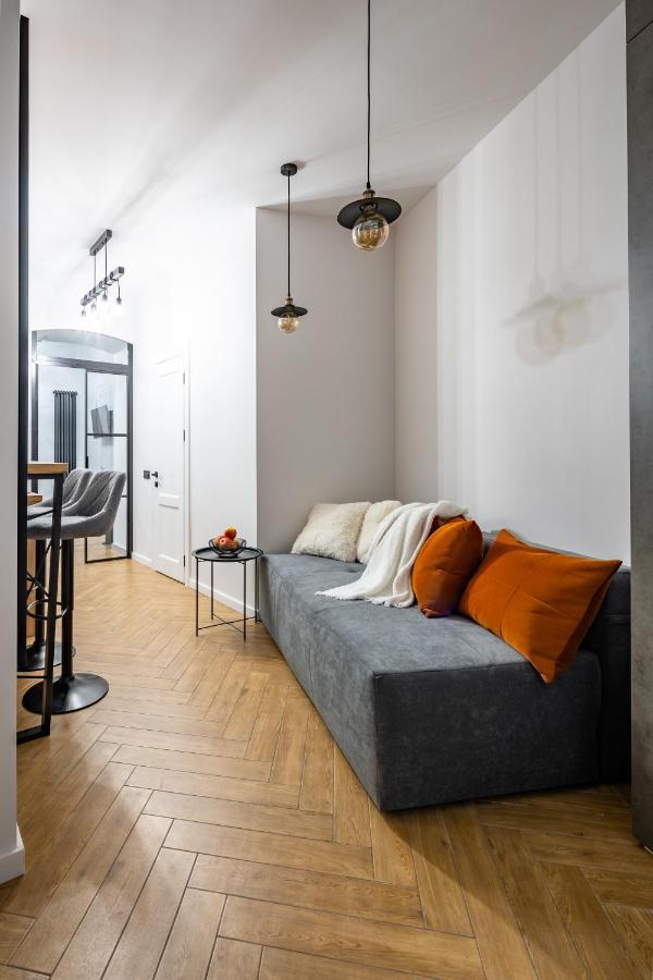 Romari Таманська 12 Apartment Lviv Exterior photo